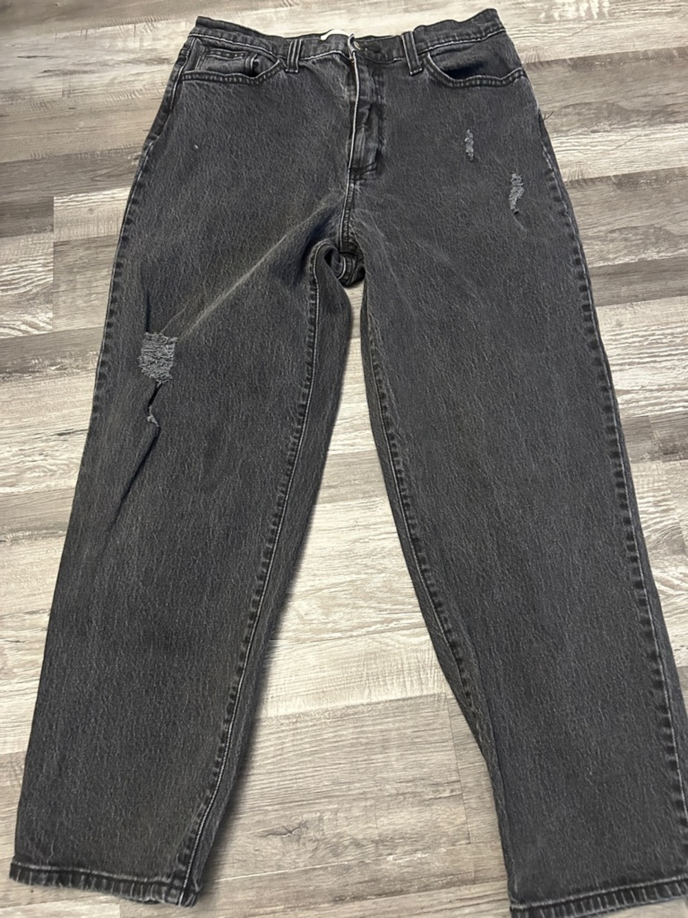 Universal Thread Washed Black Straight-Leg Jeans